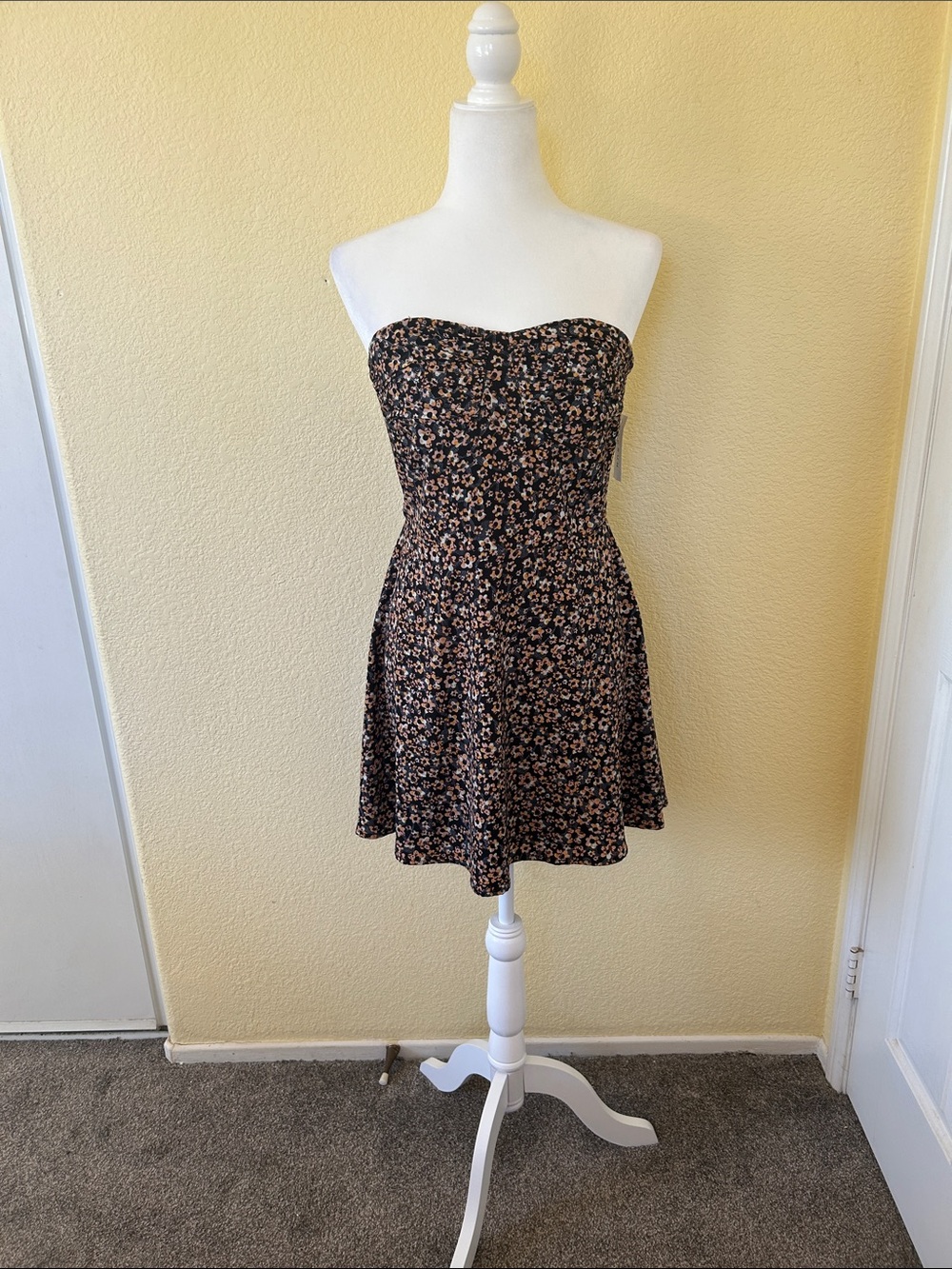 PacSun Black Floral Midi Dress with Tan and Cream Flowers